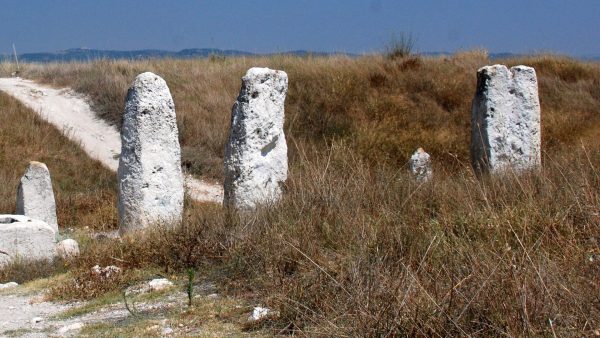 175StandingSTones@Gezer – 1920x1080