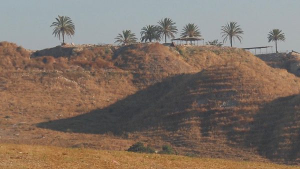 234 ViewOfTelMegiddoFromLegioAreaC – 1920x1080