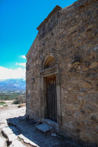 pid000220_Greece_Crete_Ayia-Triada_2018_07_Byzantine-Chapel