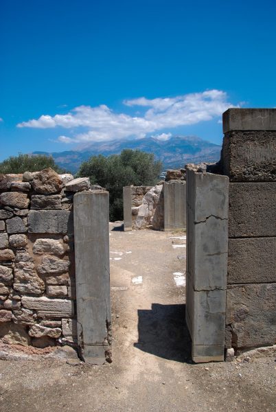 pid000224_Greece_Crete_Ayia-Triada_2018_07_Reconstructed-Doorways