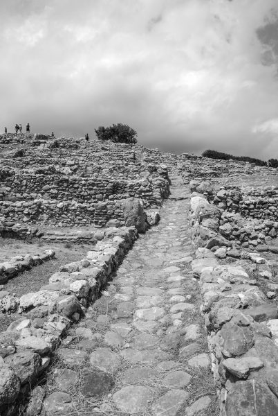 pid000225_Greece_Crete_Gournia_2018_07_Bronze-Age-Road