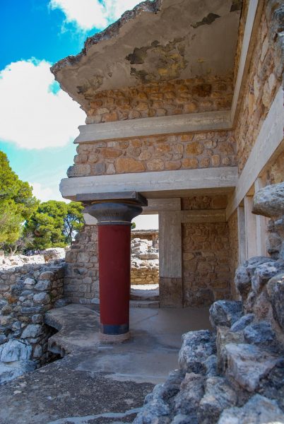 pid000226_Greece_Crete_Knossos_2018_07_Column-Reconstruction