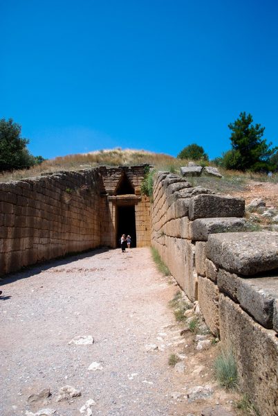 pid000252_Greece_Mycenae_2018_07_Treasury-of-Atreus