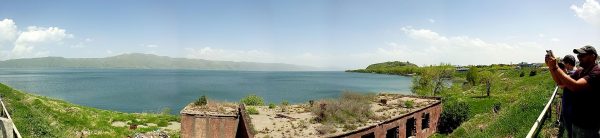 pid000300_Armenia_Sevan_2019_05_Western-Shore-of-Lake-Sevan-02