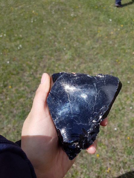 pid000339_Georgia_Chikiani_2016_05_Piece-of-Obsidian