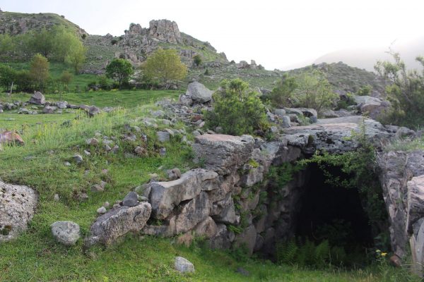 pid000344_Georgia_ Javakheti_2016_05_Unknown-Iron-Age-Fortress-in-Javakheti-02