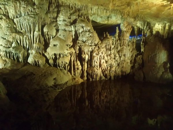 pid000370_Georgia_Prometheus-Cave_2018_06_Underground-Lake