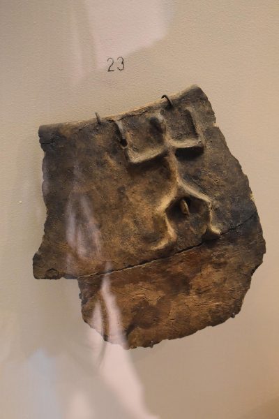 pid000440_Georgie_Khramis-Didi-Gora_2017_05_Neolithic-Vessel-with-Dancing-Man