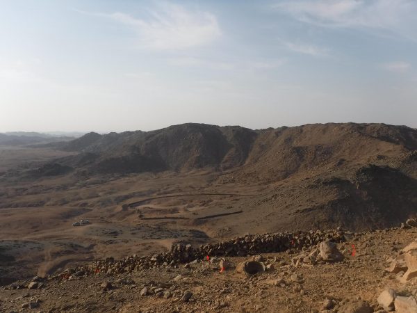 pid000446_Egypt_Wadi-el-Hudi-Site-12_2016_10_Settlement-Enclosed-by-Mountains