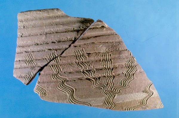 pid000508_Sepphois_Israel_1980s_Jar-Sherd-Incised-with-Menorah