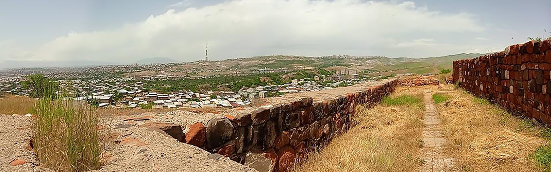 pid000314_Armenia_Erebuni_2019_05_View-of-City-Walls-Banner-Page-1920x600