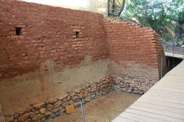 pid000603-Troy-Turkey-2012-06-Citadel-Walls-2-and-3-3