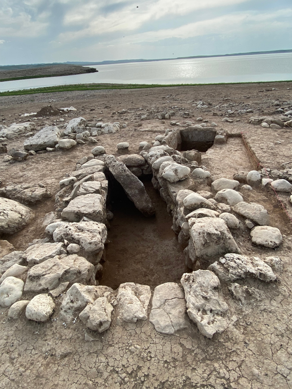 One of the largest graves.