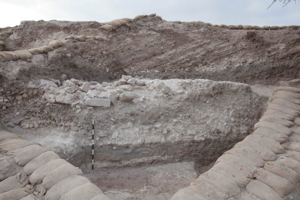 Figure 3: Two phases of refuse pits and quarry debris seen in cross-section in Area C (Photo: T. Rogovski)