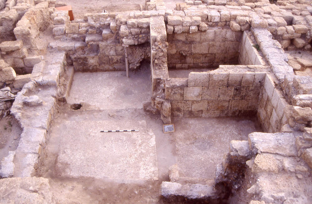Complex of four Fatimid-period grain bins in Caesarea