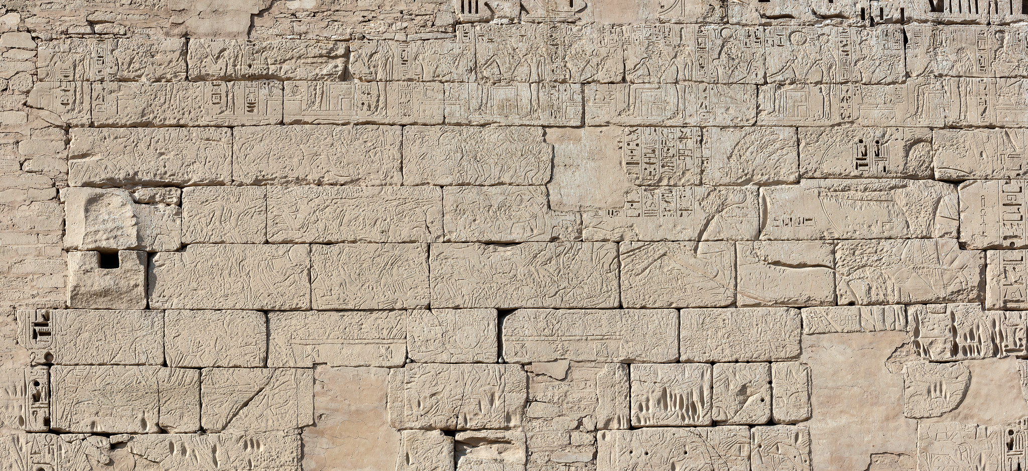 Ramses III fighting the Sea Peoples on the outer walls of his "Mansion of Millions of Years" at Medinet Habu. Photo: kairoinfo4u via Flickr, CC BY-NC-SA 2.0 DEED