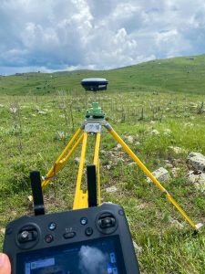 The drone (somewhere up in the sky) and GPS in action.